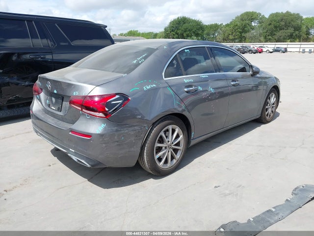 44821307 :رقم المزاد ، WDD3G4EB6KW023315 vin ، 2019 Mercedes-benz A 220 مزاد بيع