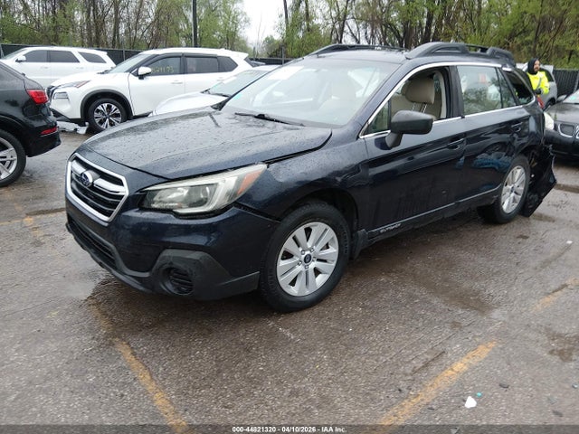 44821320 :رقم المزاد ، 4S4BSAAC8J3393646 vin ، 2018 Subaru Outback 2.5i مزاد بيع