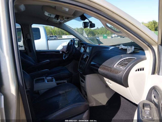 Продажа на аукционе авто 2011 Chrysler Town & Country Touring-l, vin: 2A4RR8DG4BR714283, номер лота: 44821321