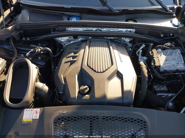Porsche Macan T 2023 WP1AA2A55PLB16308 Image 10