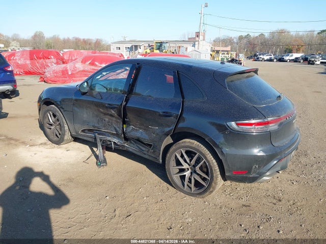 Porsche Macan T 2023 WP1AA2A55PLB16308 Image 17