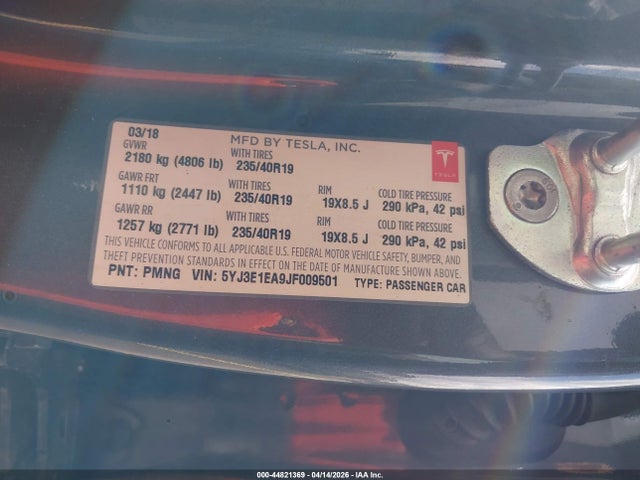 2018 Tesla Model 3 Long Range/mid Range მანქანა იყიდება აუქციონზე, vin: 5YJ3E1EA9JF009501, აუქციონის ნომერი: 44821369