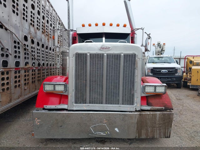 2007 Peterbilt 379 მანქანა იყიდება აუქციონზე, vin: 1NP5DB9X57N735374, აუქციონის ნომერი: 44821378