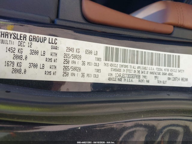 2013 Jeep Grand Cherokee Overland მანქანა იყიდება აუქციონზე, vin: 1C4RJECT3DC637038, აუქციონის ნომერი: 44821393