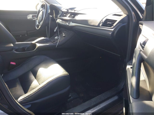 Продажа на аукционе авто 2011 Lexus Ct 200h Premium, vin: JTHKD5BH4B2032050, номер лота: 44821405