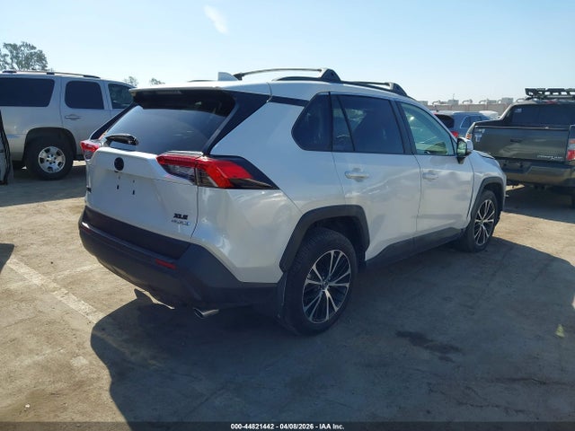 Toyota Rav4 Hybrid Xle Premium 2024 JTMB6RFV8RD559347 Image 4