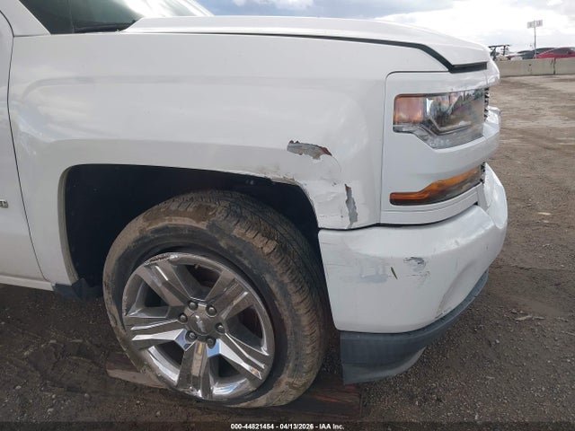 Chevrolet Silverado 1500 Custom 2018 3GCPCPEC6JG141587 Image 18