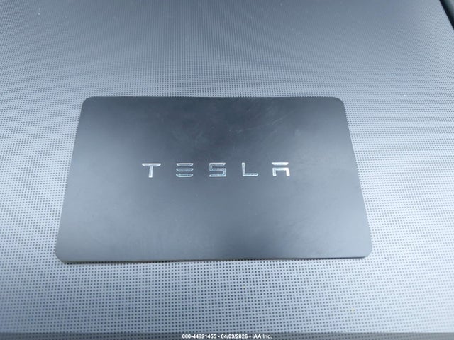 Продажа на аукционе авто 2026 Tesla Model Y All-wheel Drive/long Range Launch Series/premium All-wheel Drive, vin: 7SAYGDEE2TF356341, номер лота: 44821455