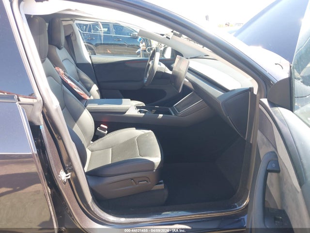 Продажа на аукционе авто 2026 Tesla Model Y All-wheel Drive/long Range Launch Series/premium All-wheel Drive, vin: 7SAYGDEE2TF356341, номер лота: 44821455