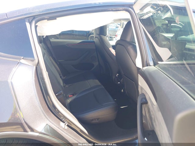 Продажа на аукционе авто 2026 Tesla Model Y All-wheel Drive/long Range Launch Series/premium All-wheel Drive, vin: 7SAYGDEE2TF356341, номер лота: 44821455