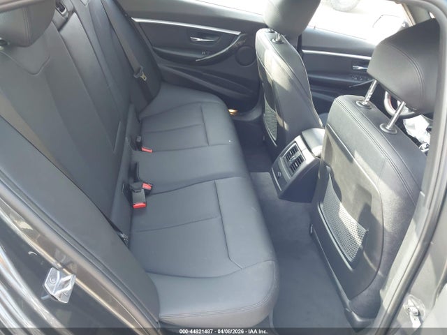 WBA8B9G56JNU95938 BMW 330I