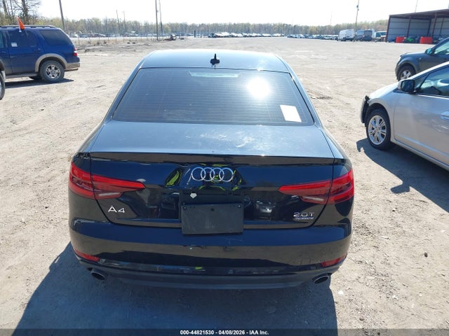 Продаж на аукціоні авто 2017 Audi A4 2.0t Premium, vin: WAUANAF45HN035358, номер лоту: 44821530