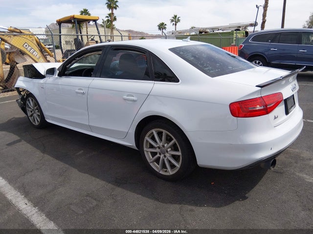 Продаж на аукціоні авто 2015 Audi A4 2.0t Premium, vin: WAUAFAFL8FN003277, номер лоту: 44821538