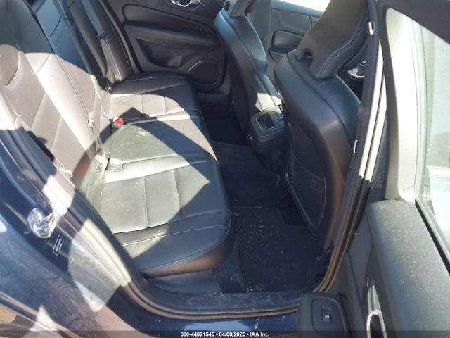 Продаж на аукціоні авто 2019 Volvo S60 T6 Momentum, vin: 7JRA22TK7KG014190, номер лоту: 44821546