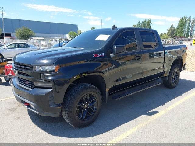 Chevrolet Silverado 1500 2020 1GCPYFED2LZ191233 Image 2