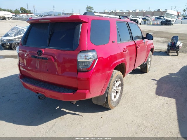 Toyota 4RUNNER SR5 2021 JTEMU5JRXM5935482 Image 4