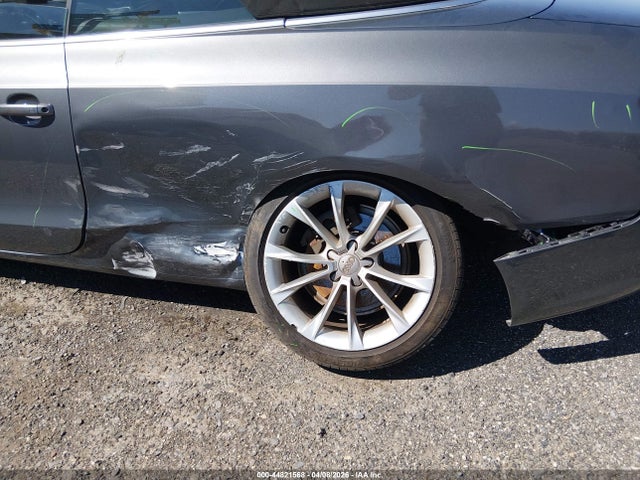 Продажа на аукционе авто 2014 Audi A5 2.0t Premium, vin: WAUAFAFH5EN006910, номер лота: 44821568