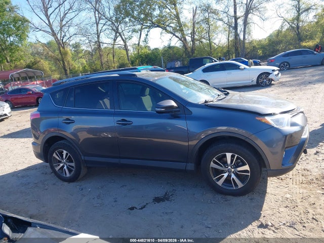 Toyota Rav4 Xle 2017 JTMWFREV5HD106028 Image 14