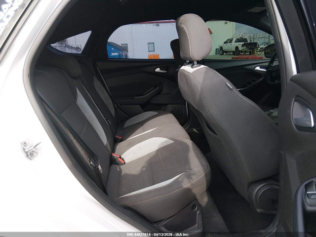 1FADP3L94FL385410 Ford FOCUS ST