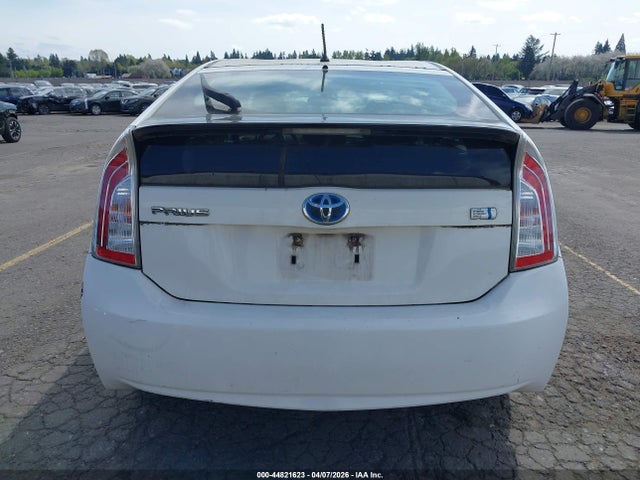 Toyota Prius One 2014 JTDKN3DU6E1816558 Image 16