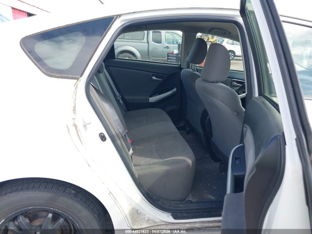 Toyota Prius One 2014 JTDKN3DU6E1816558 Image 8