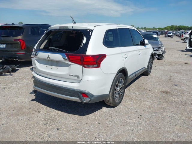 Продаж на аукціоні авто 2016 Mitsubishi Outlander Se, vin: JA4AD3A38GZ003716, номер лоту: 44821637