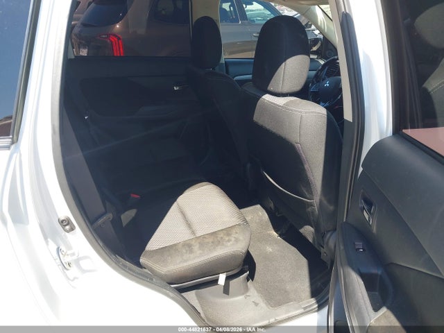 Продаж на аукціоні авто 2016 Mitsubishi Outlander Se, vin: JA4AD3A38GZ003716, номер лоту: 44821637