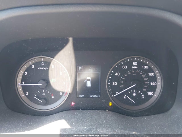 KM8J3CA45HU414292 Hyundai TUCSON SE