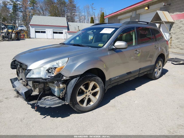 Продаж на аукціоні авто 2014 Subaru Outback 2.5i Limited, vin: 4S4BRBMCXE3311001, номер лоту: 44821649