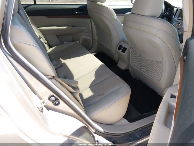 Продаж на аукціоні авто 2014 Subaru Outback 2.5i Limited, vin: 4S4BRBMCXE3311001, номер лоту: 44821649