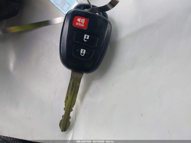 44821658 :رقم المزاد ، JTMZFREV9JJ206637 vin ، 2018 Toyota Rav4 Le مزاد بيع