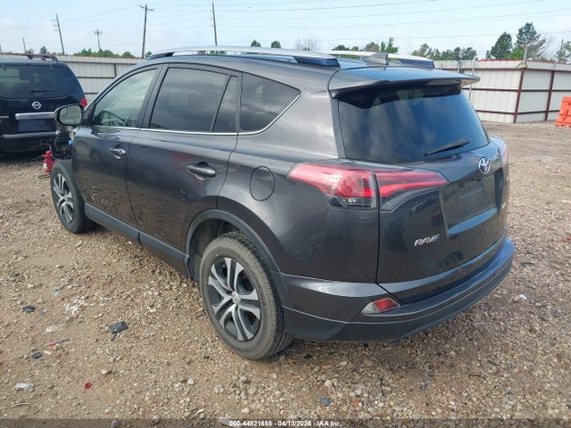 44821658 :رقم المزاد ، JTMZFREV9JJ206637 vin ، 2018 Toyota Rav4 Le مزاد بيع