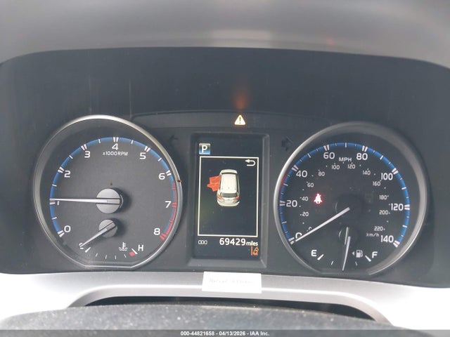 44821658 :رقم المزاد ، JTMZFREV9JJ206637 vin ، 2018 Toyota Rav4 Le مزاد بيع