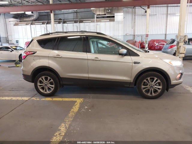 Ford ESCAPE SE 2018 1FMCU9GD0JUB14973 Image 13