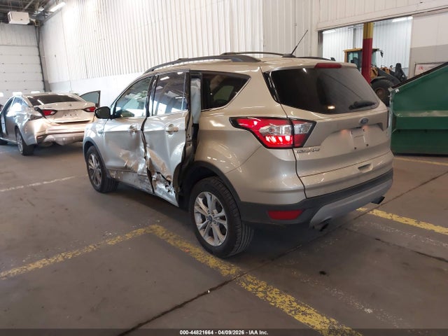 Ford ESCAPE SE 2018 1FMCU9GD0JUB14973 Image 3