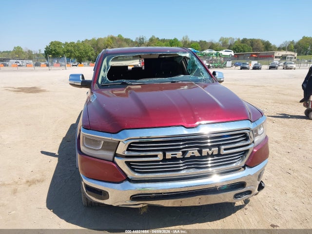 Продажа на аукционе авто 2019 Ram 1500 Laramie  4x4 6'4 Box, vin: 1C6SRFRT6KN695564, номер лота: 44821684