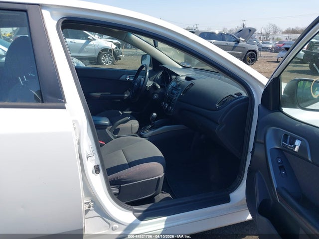44821706 :رقم المزاد ، KNAFW4A34D5699356 vin ، 2013 Kia Forte Sx مزاد بيع