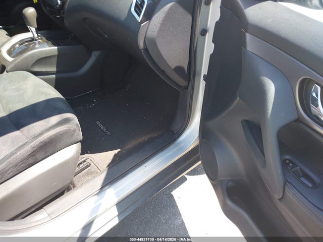 Продажа на аукционе авто 2016 Nissan Rogue S/sl/sv, vin: 5N1AT2MTXGC811210, номер лота: 44821709