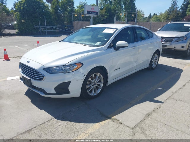 Ford Fusion Hybrid Se 2019 3FA6P0LU2KR207826 Image 2