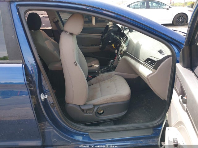 2019 HYUNDAI ELANTRA 5NPD84LF2KH461224 Photo 4