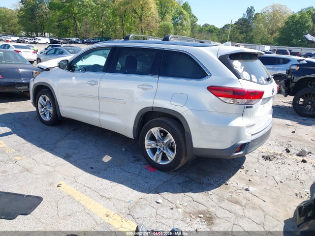 2019 Toyota Highlander Limited მანქანა იყიდება აუქციონზე, vin: 5TDYZRFH1KS358590, აუქციონის ნომერი: 44821747