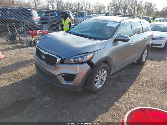 Продажа на аукционе авто 2017 Kia Sorento 3.3l Lx, vin: 5XYPGDA56HG193692, номер лота: 44821758
