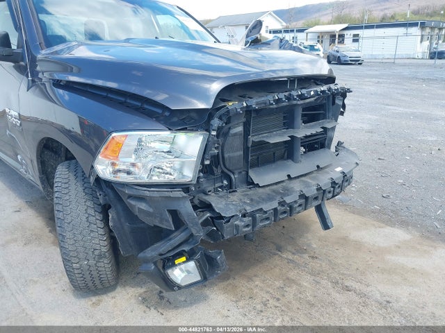 Aukcja sprzedaży 2019 Ram 1500 Classic Express  4x4 6'4 Box, vin: 1C6RR7FG3KS646917, numer aukcji: 44821763