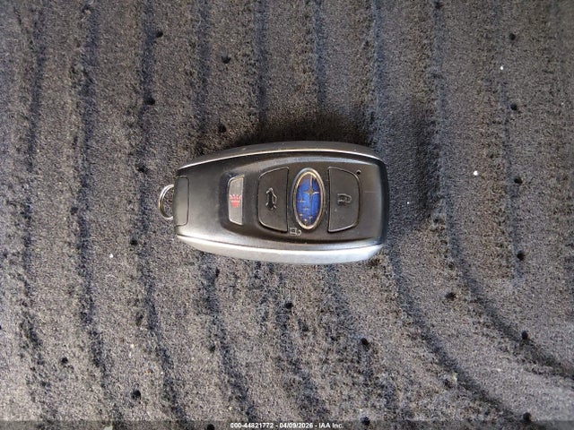 44821772 :رقم المزاد ، 4S4BSANC2H3296804 vin ، 2017 Subaru Outback 2.5i Limited مزاد بيع