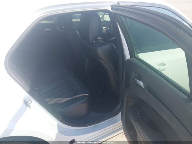 2015 Chrysler 300 300s მანქანა იყიდება აუქციონზე, vin: 2C3CCABG2FH903781, აუქციონის ნომერი: 44821786
