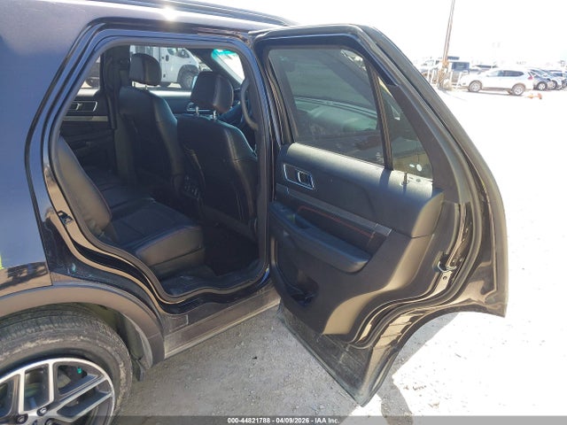 1FM5K8GT2GGA51673 Ford EXPLORER SPORT