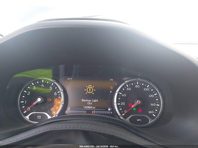 44821791 :رقم المزاد ، ZACCJBCT3GPE27169 vin ، 2016 Jeep Renegade Trailhawk مزاد بيع