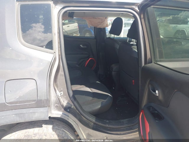 44821791 :رقم المزاد ، ZACCJBCT3GPE27169 vin ، 2016 Jeep Renegade Trailhawk مزاد بيع