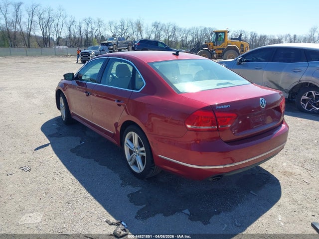 Продаж на аукціоні авто 2015 Volkswagen Passat 1.8t Se, vin: 1VWBS7A34FC006585, номер лоту: 44821851