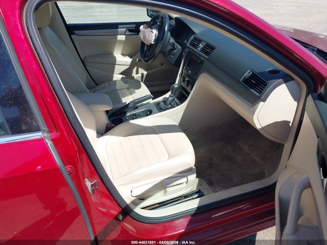 Продаж на аукціоні авто 2015 Volkswagen Passat 1.8t Se, vin: 1VWBS7A34FC006585, номер лоту: 44821851